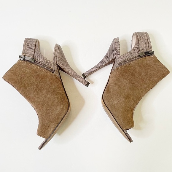 Vince Camuto heeled peep toe shoes sz 6 - Picture 5 of 12